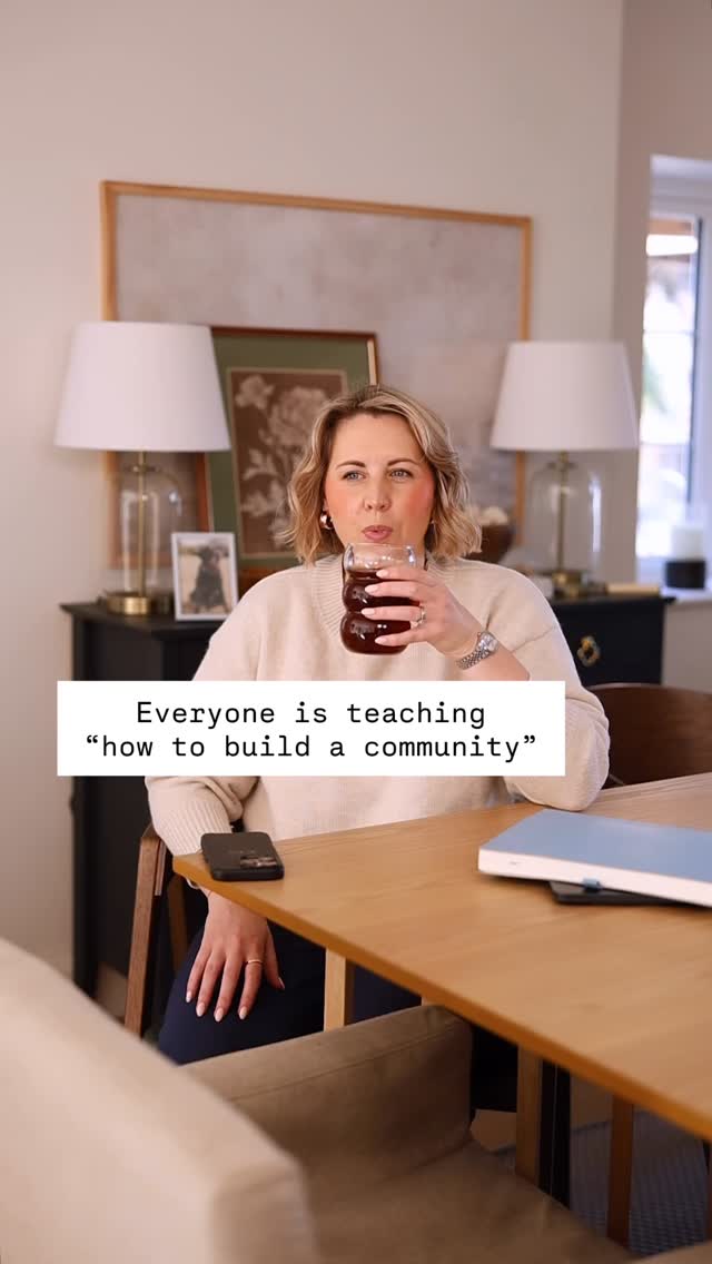 Everyone is teaching “how to build a community” but no one is teaching how to stop people leaving. 

Churn doesn’t happen because you don’t have enough content or engagement. 

It comes from members not having a clear direction of where to go and a lack of progression. 

#communitygrowth #onlinecommunity #sixfigurebusiness #businessstrategy #onlinebusinessowner